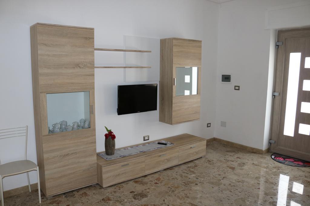 Via Bellini 57 Villa Aradeo Екстериор снимка